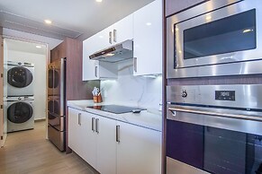Spectacular 2 Bedroom Condominium Encantame E102