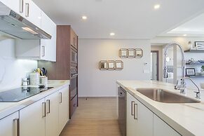 Spectacular 2 Bedroom Condominium Encantame E102