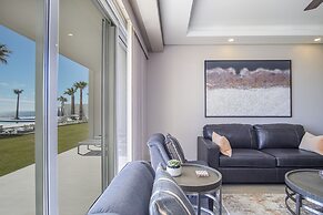 Spectacular 2 Bedroom Condominium Encantame E102
