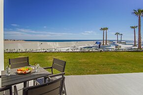 Spectacular 2 Bedroom Condominium Encantame E102