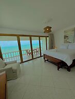 Ultra Infinity Hotel