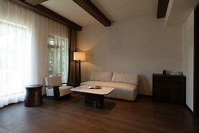 Ancient Charm Luxe Retreat Lijiang