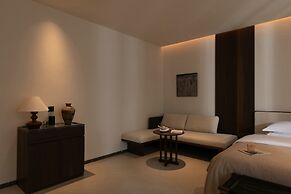 Ancient Charm Luxe Retreat Lijiang