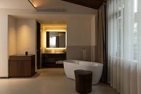 Ancient Charm Luxe Retreat Lijiang