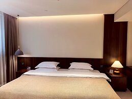 Ancient Charm Luxe Retreat Lijiang