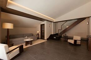 Ancient Charm Luxe Retreat Lijiang