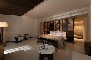 Ancient Charm Luxe Retreat Lijiang