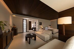 Ancient Charm Luxe Retreat Lijiang