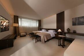 Ancient Charm Luxe Retreat Lijiang