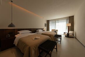 Ancient Charm Luxe Retreat Lijiang