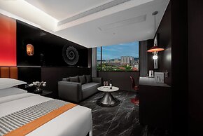 Enji International Hotel