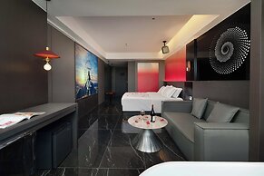 Enji International Hotel