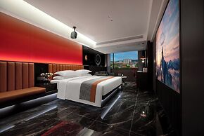 Enji International Hotel