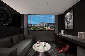 Enji International Hotel
