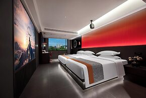 Enji International Hotel