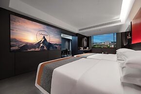 Enji International Hotel
