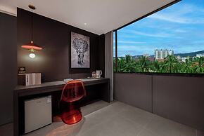 Enji International Hotel