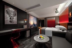 Enji International Hotel