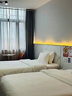 Chongqing Justom Serviced Apartment 4