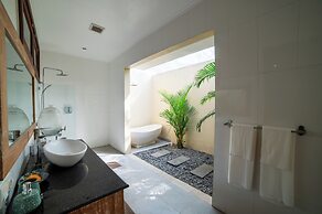Island Getaway Villa