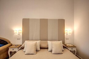 Sorrento Square Suites