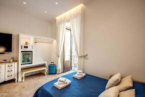 Sorrento Square Suites