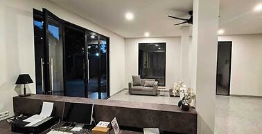 Shencasa Living Juanda