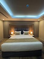 SWAT SERVICED APARTMENTS 5
