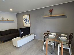 Well located Apt-1BR T2 -421