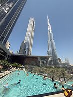 Vogue | Grande near Burj Khalifa | Dubai Mall