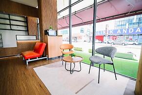 Swing & Pillows - Kota Warisan