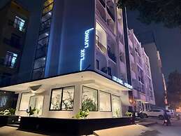 Lux Living Hotel