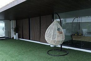 Lux Living Hotel
