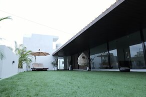 Lux Living Hotel