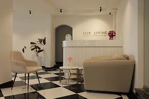 Lux Living Hotel