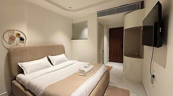 Lux Living Hotel