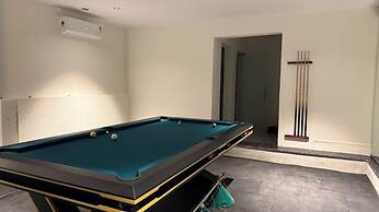 Lux Living Hotel