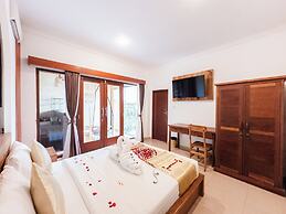 Amaluku Villa