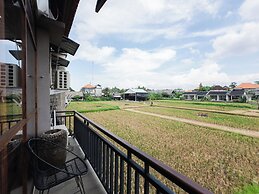 Amaluku Villa