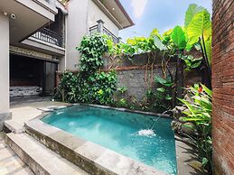 Amaluku Villa