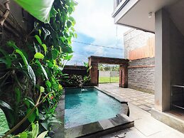 Amaluku Villa