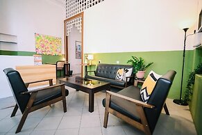 Swing & Pillows @ 75 Chulia St, Georgetown Penang