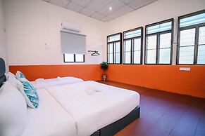 Swing & Pillows @ 75 Chulia St, Georgetown Penang