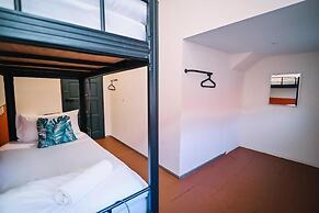Swing & Pillows @ 75 Chulia St, Georgetown Penang