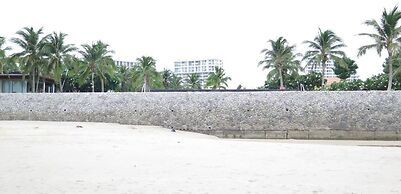 Boathouse Hua Hin Condo