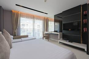 Studio Apartments With Shared Pool Near Patong Beach