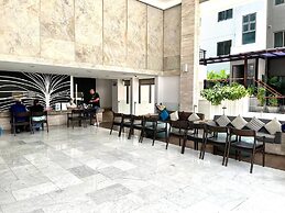 Studio Apartments With Shared Pool Near Patong Beach