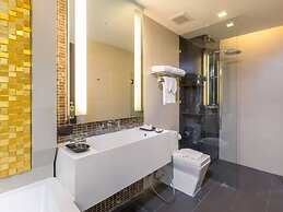 Studio Apartments With Shared Pool Near Patong Beach