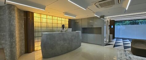 Twenty Three Urban Suites