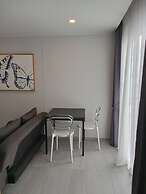 Contemporary 1BR Apt T2-724